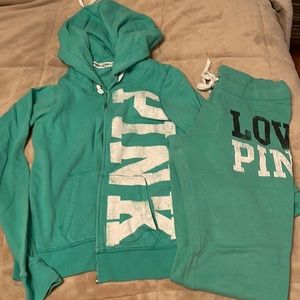 PINK Victoria’s Secret jogging suit, green, size M/L